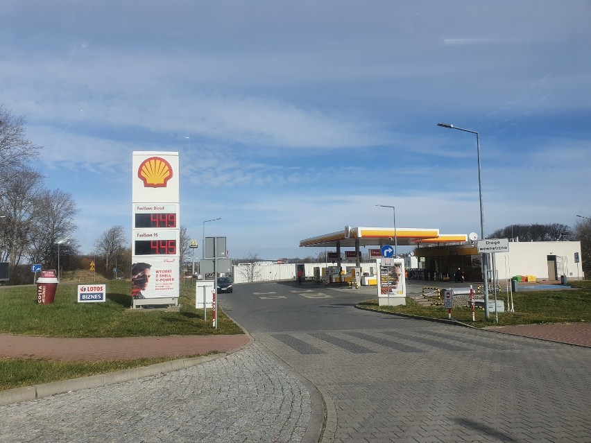 Ceny paliw na stacjach benzynowych w powiecie puckim 20 - 23 marca 2020