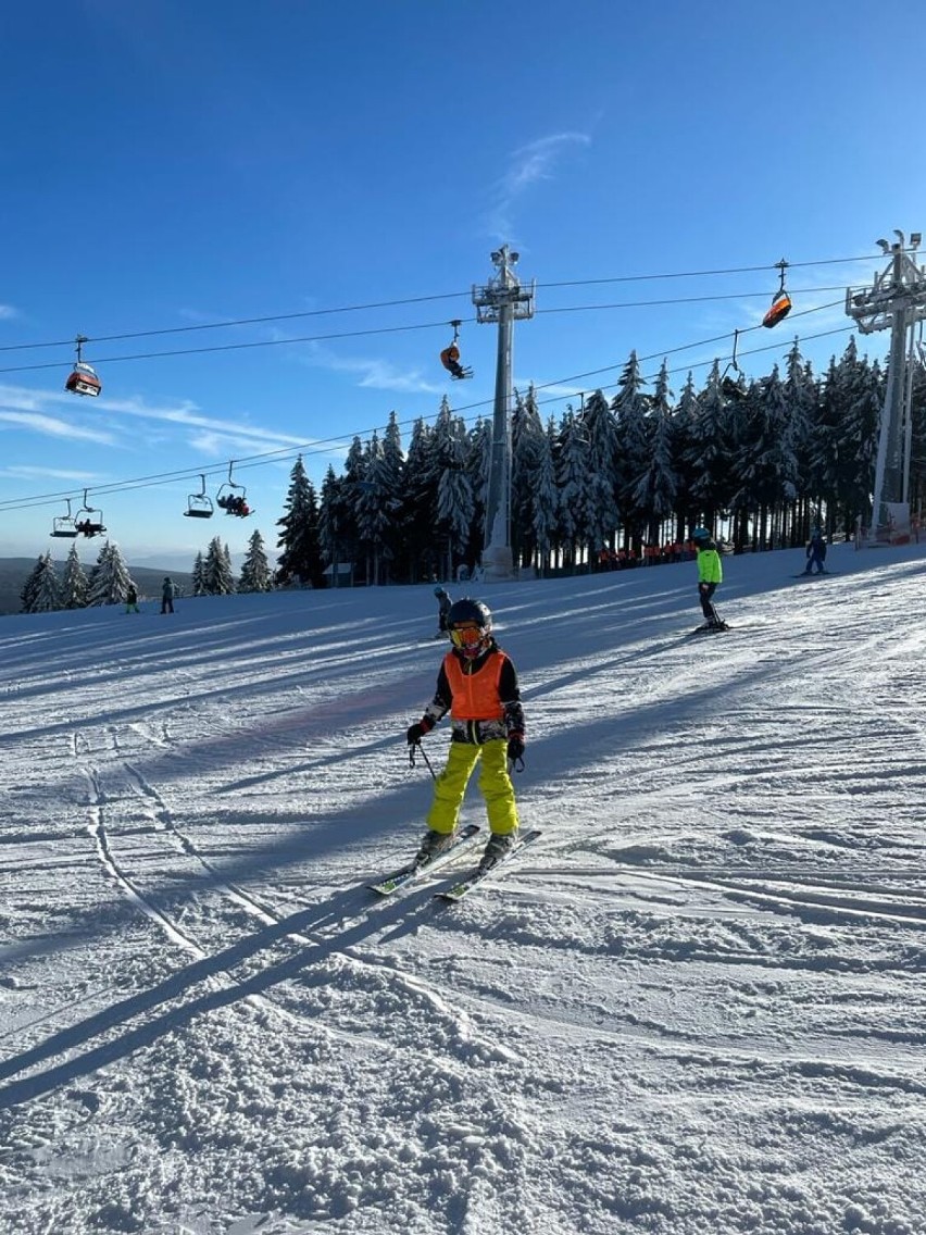 Uczniowie z Kościana i gminy Kościan na obozie narciarskim