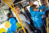 Pucki autobus: pierwszy kurs miejskiej linii z prezentami i za darmo | ZDJĘCIA, WIDEO, SONDA
