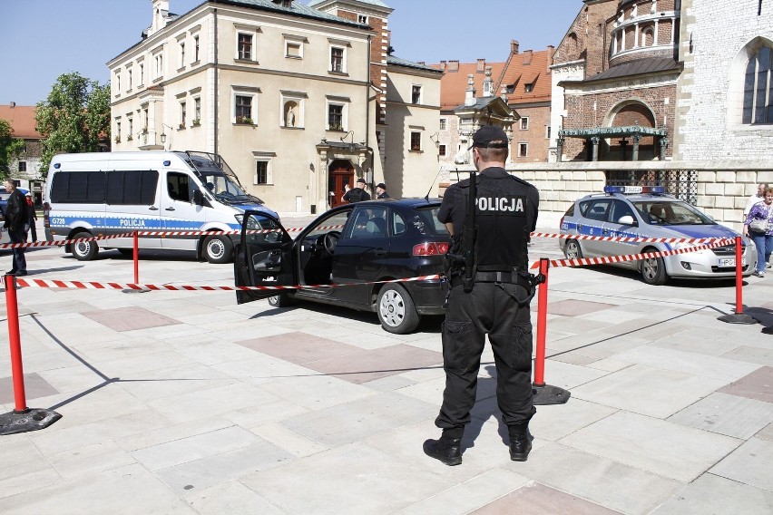 Strzały na Wawelu. Sprawca trafił do aresztu [VIDEO]