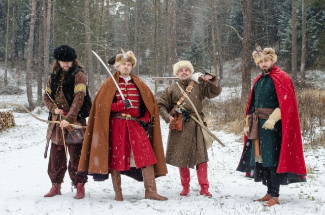 O rycerzach i zbójnikach wykład wygłosi Paweł Skowroński (drugi z lewej)
