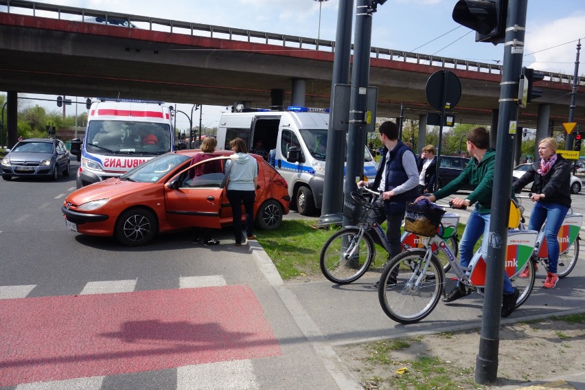 Z policyjnych statystyk wynika, że dwie trzecie wypadków z...