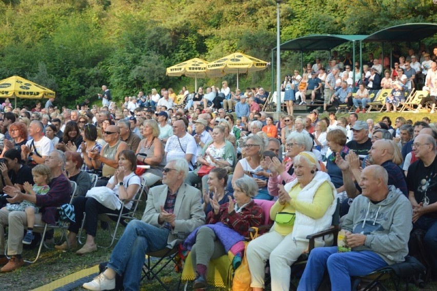 Te gwiazdy wystąpią na jubileuszowym 20. Festiwalu Akordeonowym w Sulęczynie