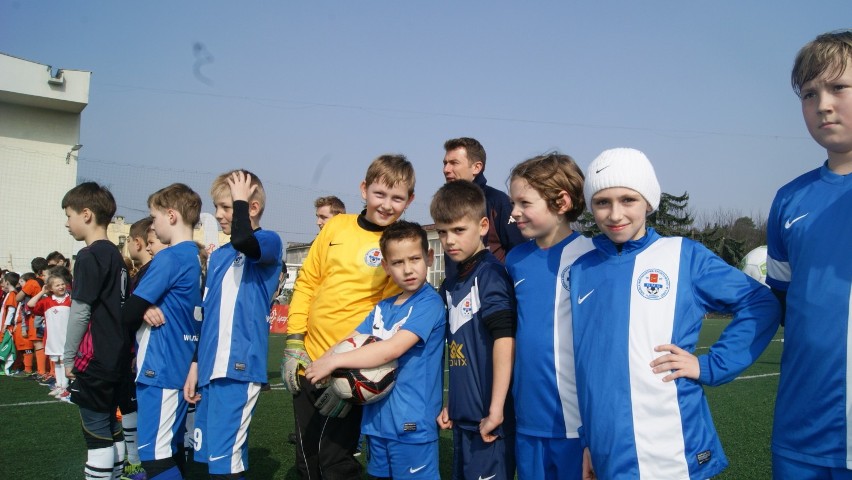 Wygrana UKS SMS 2004 w finałach województwa łódzkiego turnieju " Z podwórka na stadion"