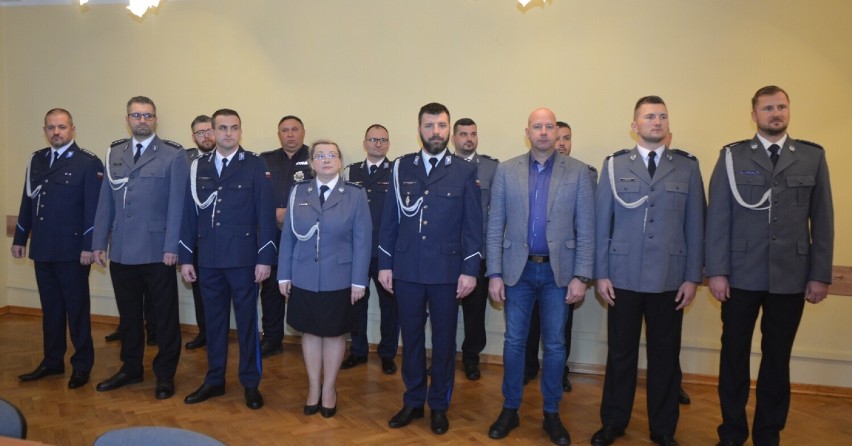 Wyróżniono związkowców zrzeszonych w NSZZ Policjantów KPP...