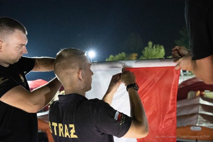 Pleszewscy strażacy pomagają walczyć z pożarami w Grecji