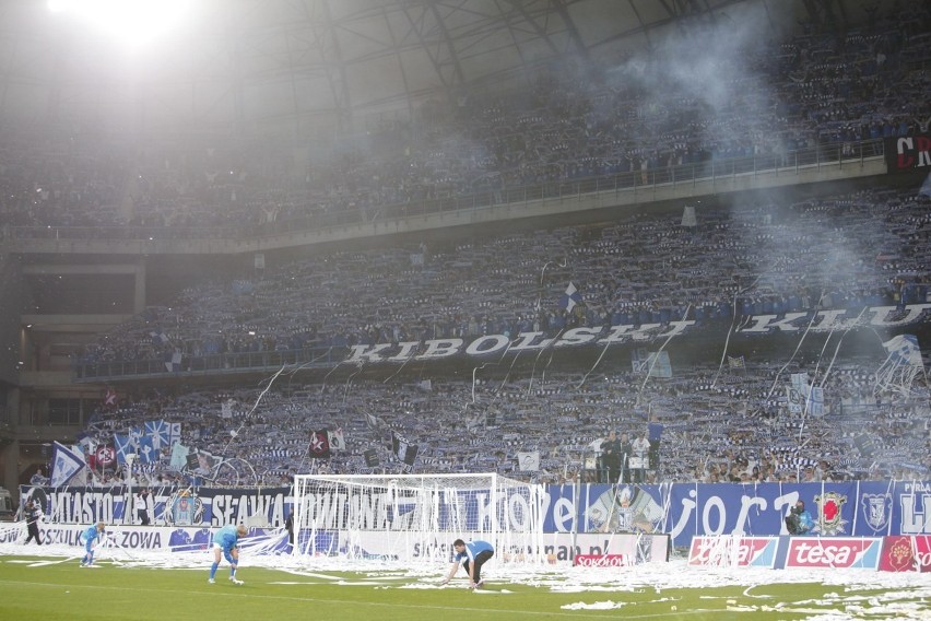 Lech Poznań - Legia Warszawa: Gorący doping kibiców