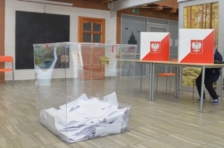W Malborku dużo osób dopisywało się do rejestru wyborców.