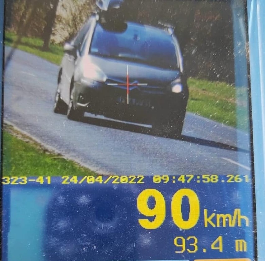 Drogówka z Wągrowca złapała kolejnych kierowców przekraczających prędkość. Policjanci opublikowali zdjęcia aut pędzących w okolicy Wągrowca