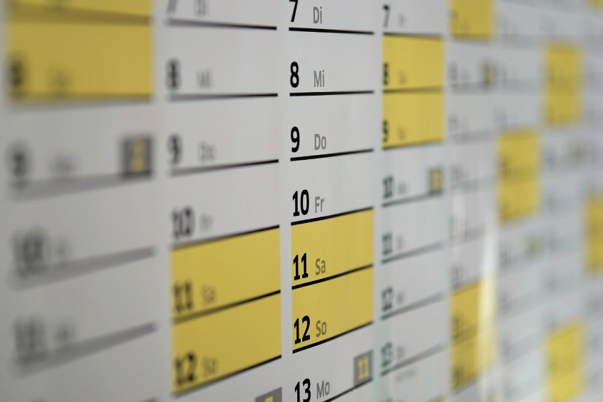 Kalendarz dni wolnych w 2021 roku