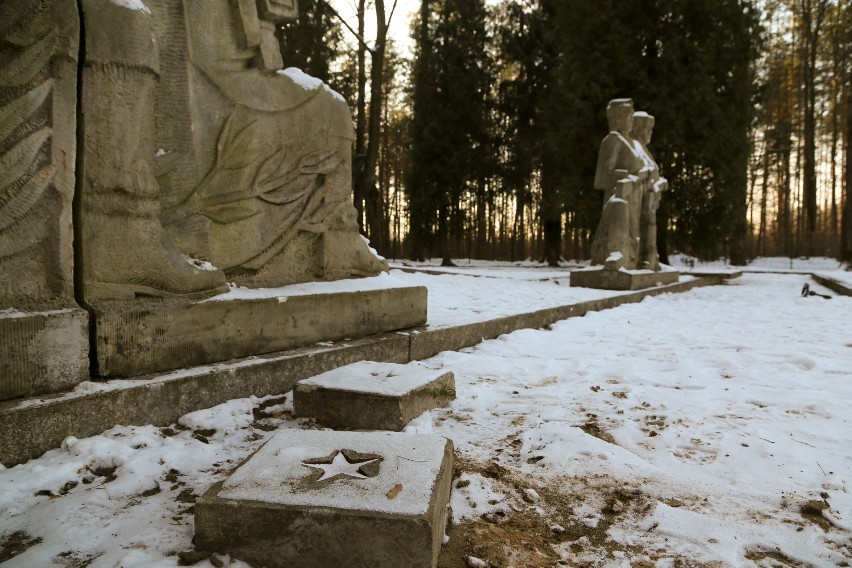 Białostockie nekropolie skrywają wiele ciekawych historii.