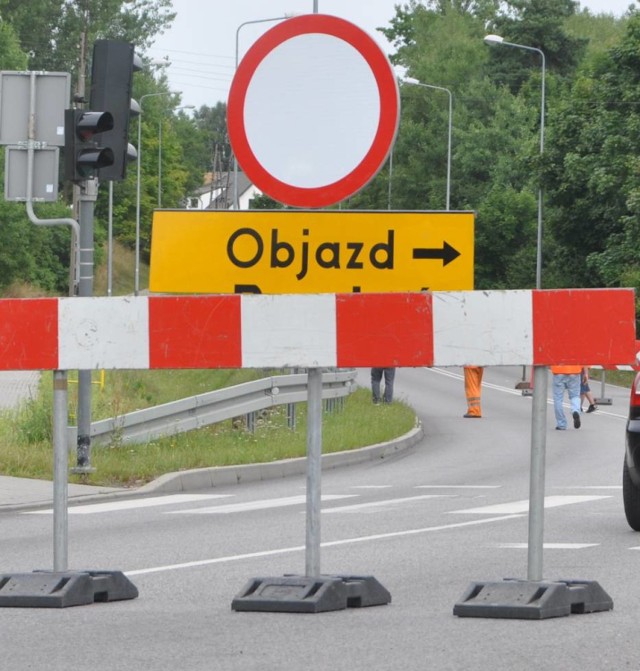 Nowy Dwór Gdański. Poważne utrudnienia w ruchu samochodowym na terenie żuławskiego miasta wywoła w ten weekend II Wyścigu o  Puchar Burmistrza Nowego Dworu Gdańskiego. Drogi, na których ścigać się będą młodzi kolarze, będą zamykane na kilka godzin.