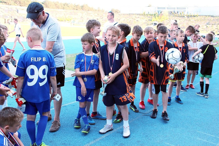 Na stadionie przy ul. Żeromskiego w Pile odbyły się finały 46. edycji turnieju „Piłka Nożna na Naszym Osiedlu”. Zobaczcie zdjęcia