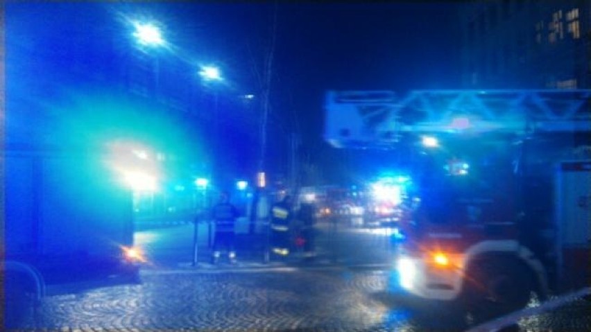 Bytom: Pożar auta na parkingu CH Agora