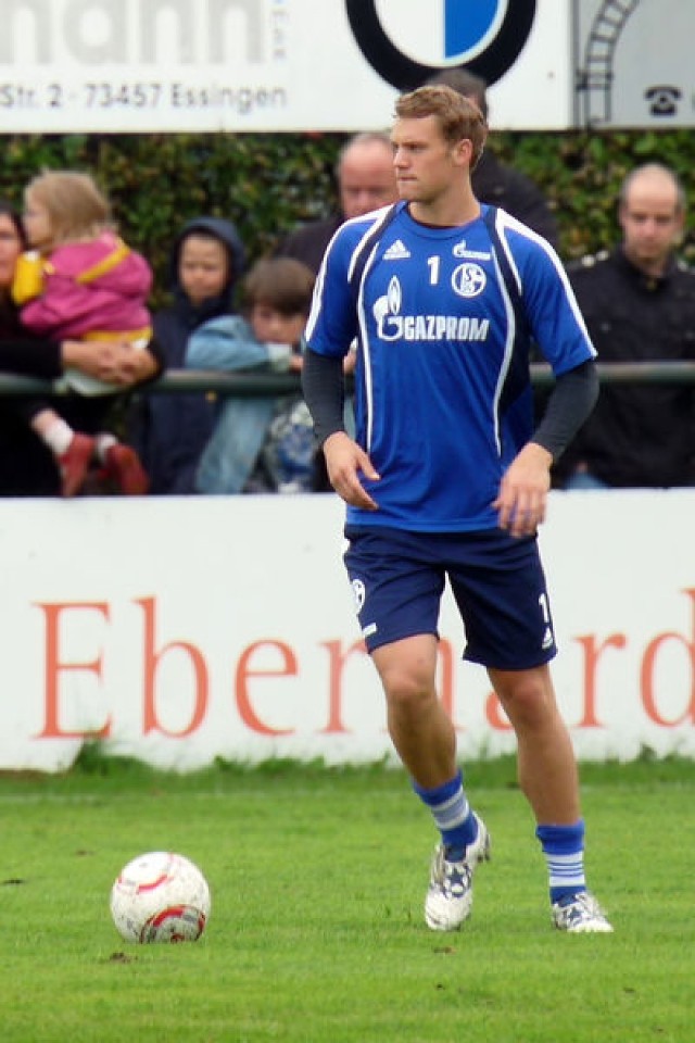 Manuel Neuer podczas jednego z treningów Schalke 04 Gelsenkirchen.