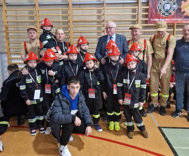 Zawody Halowe Dziecięcych Drużyn Pożarniczych w Osieku Nad Notecią