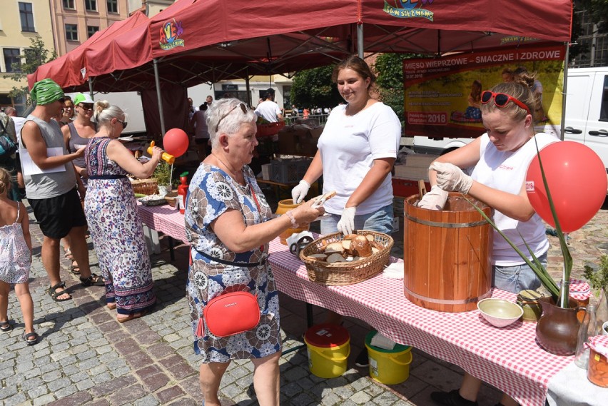 W sobotę i niedzielę w godz. 13:00-17:00 Rynek Nowomiejski...