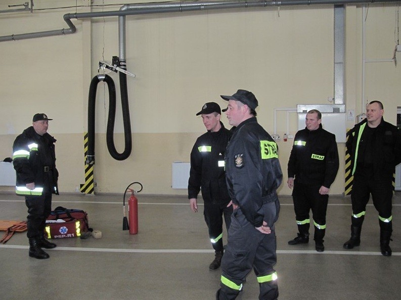 Strażacy z Ochotniczych Straży Pożarnych w powiecie bytowskim trenowali pierwszą pomoc