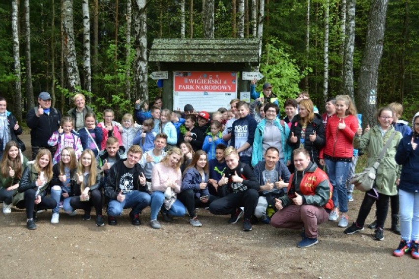 Wycieczka na Litwę uczniów Zespołu Szkół w Suchym Dębie [ZDJĘCIA]