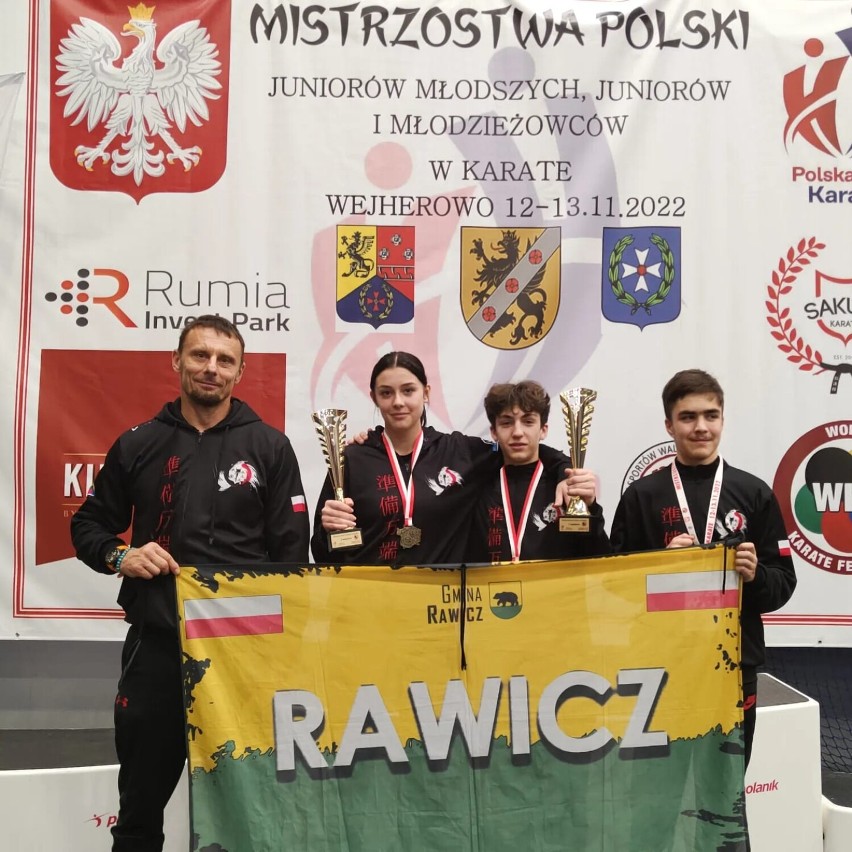 Zawodnicy Rawickiego Klub Karate Surem z tytułami! Natasza Cichoszewska i Maurycy Markowski zostali mistrzami Polski
