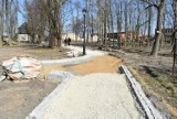 Trwa remont zabytkowego parku w Gorzędowie w gm. Kamieńsk [ZDJĘCIA]
