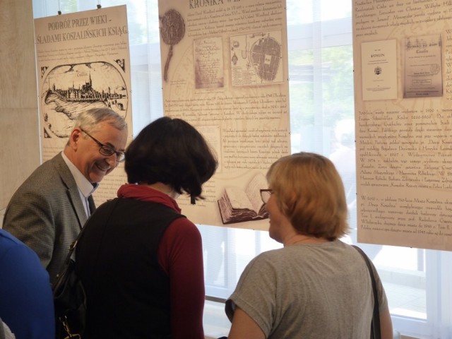 W Galerii Region została otwarta wystawa Podróż przez wieki - śladami koszalińskich ksiąg