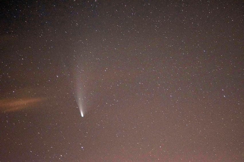 Kometa NEOWISE nad Gorlicami Niesamowite zdjęcia [25.07]