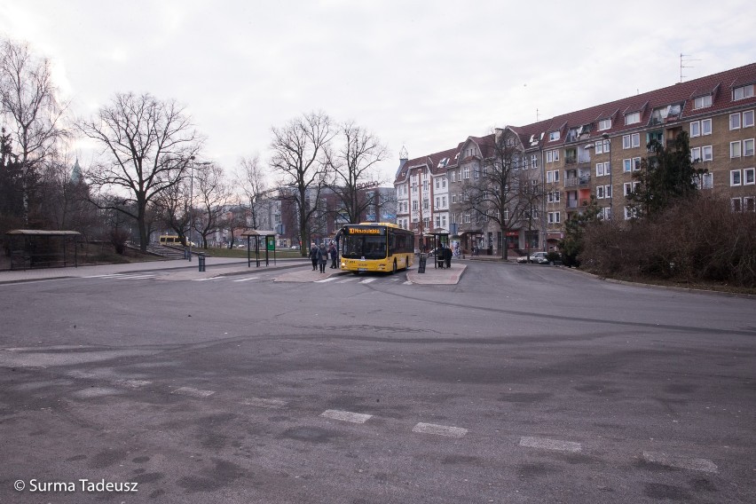 Ostatni dzień na pętli autobusowej plac Wolności w obiektywie Tadeusza Surmy [ZDJĘCIA]