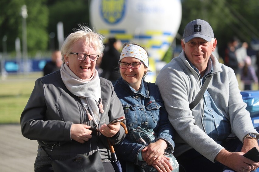 Całość obchodów uświetnił koncert zespołu Wilki....