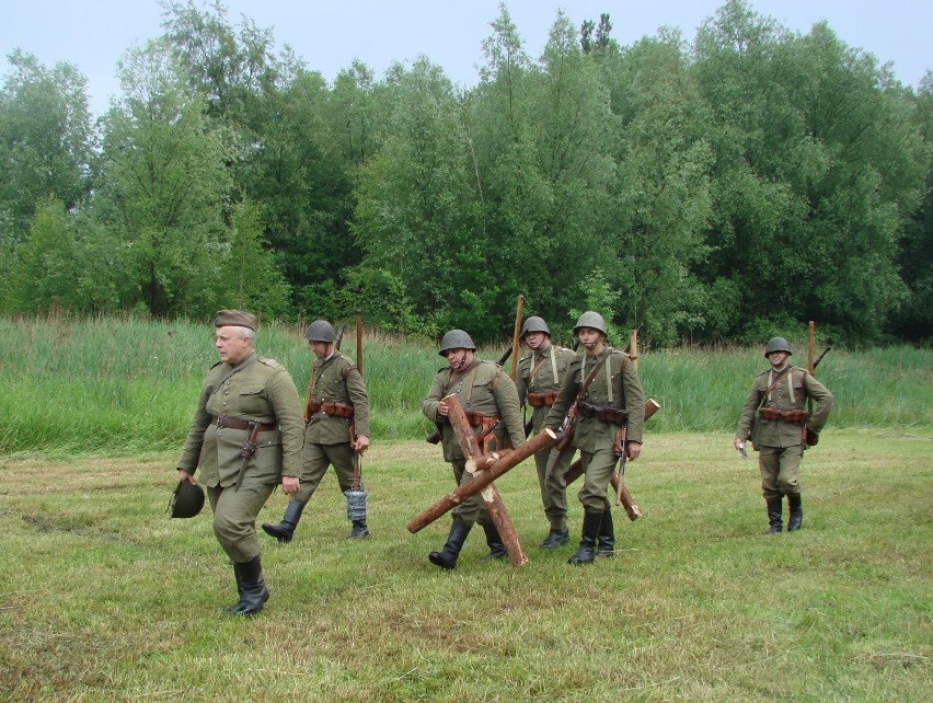 Dni Mysłowic [2015]: Strzały i wybuchy na Promenadzie. W sobotę rekonstrukcja historyczna [ZDJĘCIA]