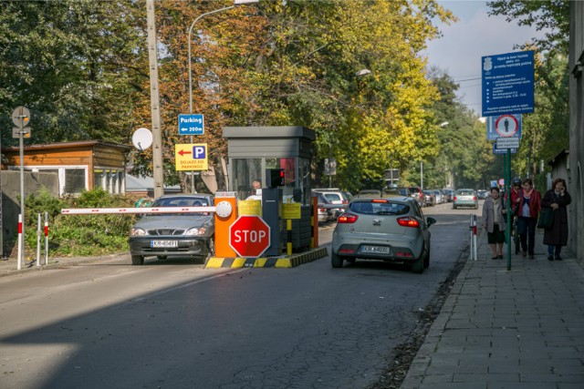 Aktualny przejazd przez ulicę Śniadeckich