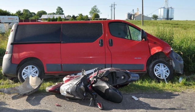 Gdyby nie kask na głowie nastolatka, doszłoby do tragedii.