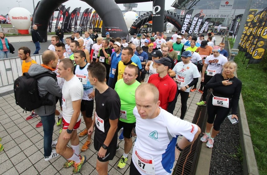 Kielce Bike- Expo Run. Zawodnicy przebiegli dziesięć kilometrów (WIDEO, zdjęcia)