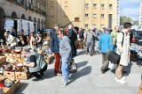 Mnóstwo ludzi na giełdzie kolekcjonerskiej w Kielcach w sobotę, 13 kwietnia. Zobacz zdjęcia