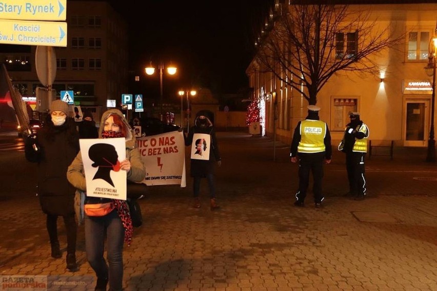 Jesienią i zimą 2020 roku we Włocławku zorganizowano kilka...