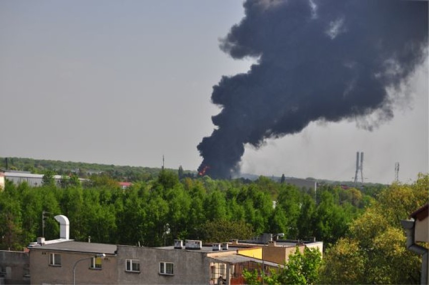 Pożar na Maślicach płonie hala Wrocław