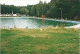 Basen Leśna w Żarach do dziś budzi nostalgiczne wspomnienia wśród mieszkańców. Wielu uważa, że kąpielisko w dawnej odsłonie było lepsze