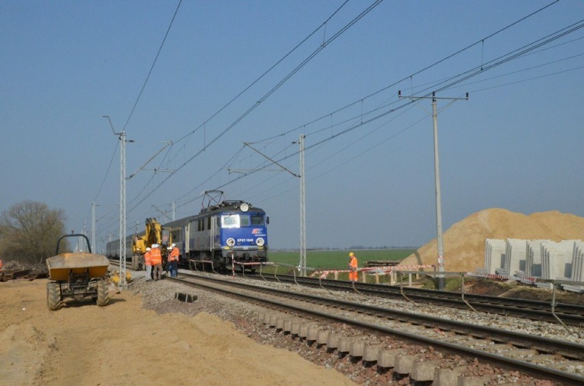 Dwa nowe przystanki kolejowe na trasach do Wrocławia. Na...
