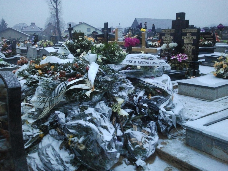 Zabójstwo w Skrzyszowie: ofiary już pochowano