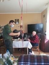 Werner Feliks Rzeźnikowski obchodził 101. urodziny! To najstarszy druh w powiecie kościerskim [ZDJĘCIA]