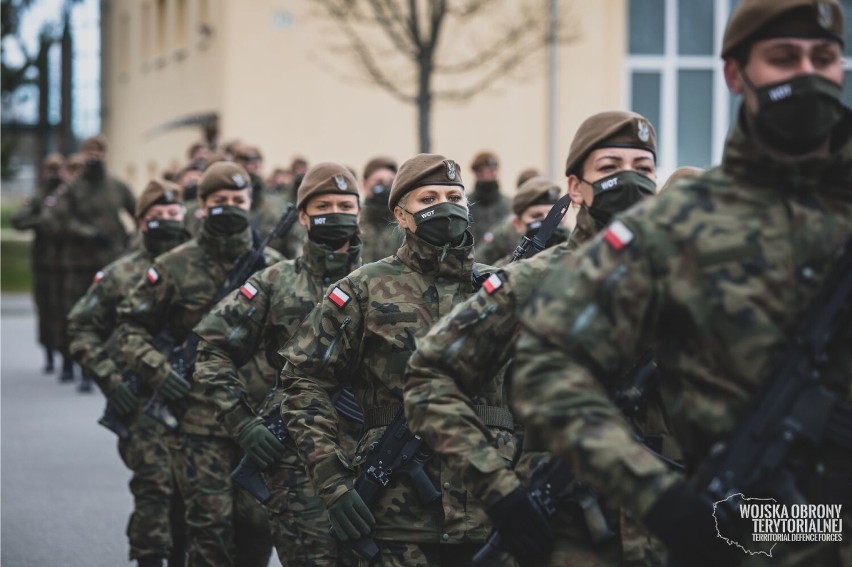 Za mundurem panny sznurem na Rynek w Olkuszu. Będzie przysięga wojskowa Terytorialsów