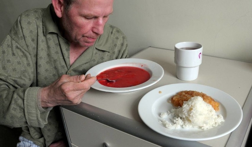 Jak wyglądają posiłki w Nowym Szpitalu w Świeciu? Czekamy na wasze opinie i zdjęcia