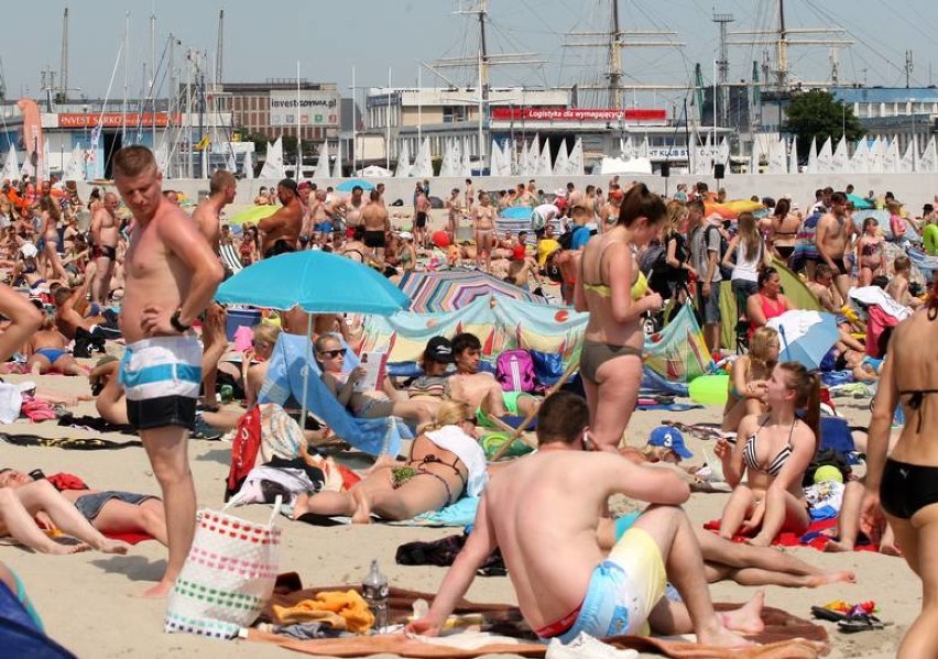 Gdynia. Lato 2020 rozpoczęte. Plaże, bulwar, skwer Kościuszki i okolice znowu będą oblegane przez tłumy turystów 
