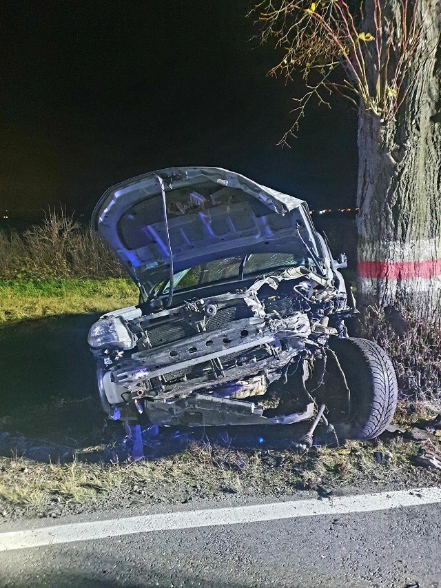 Wyprzedzał i doprowadził do karambolu pięciu samochodów na drodze Strzegom - Świdnica.