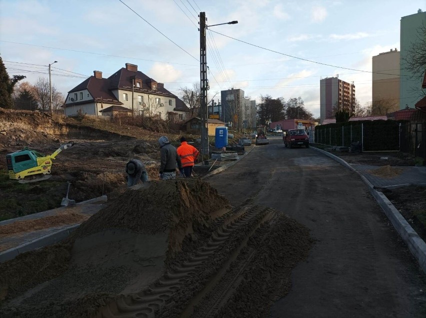 Trwa remont ulicy Dubois na osiedlu Orłowo w Starachowicach. Jak idą prace? Zobacz zdjęcia