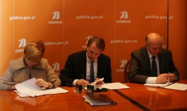 18 listopada GDDKiA podpisała umowę na budowę obwodnicy Jarocina ...