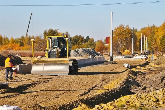 Kliknij w zdjęcie i zobacz, gdzie mogą powstać nowe drogi we Wrocławiu. Galerię rozpoczęliśmy od projektów w trakcie budowy z aktualnymi informacjami o przeprowadzanych pracach