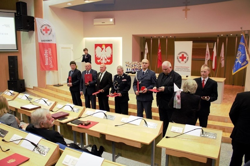 Malbork-Gdańsk. Nagrodzeni podczas Pomorskiej Gali 100-lecia Polskiego Czerwonego Krzyża