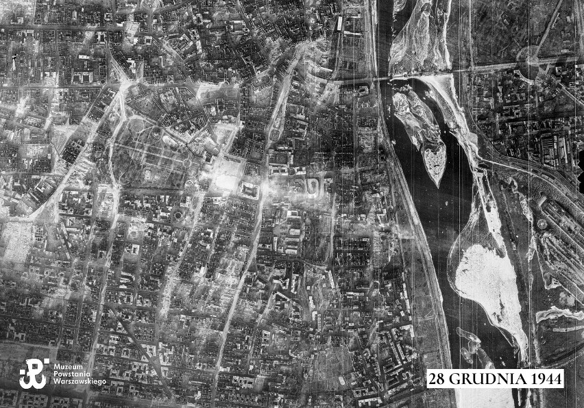 Unikalne zdjęcia lotnicze Warszawy z 1944 roku. Tuż przed Godziną "W", w czasie walk i przed wejściem Rosjan