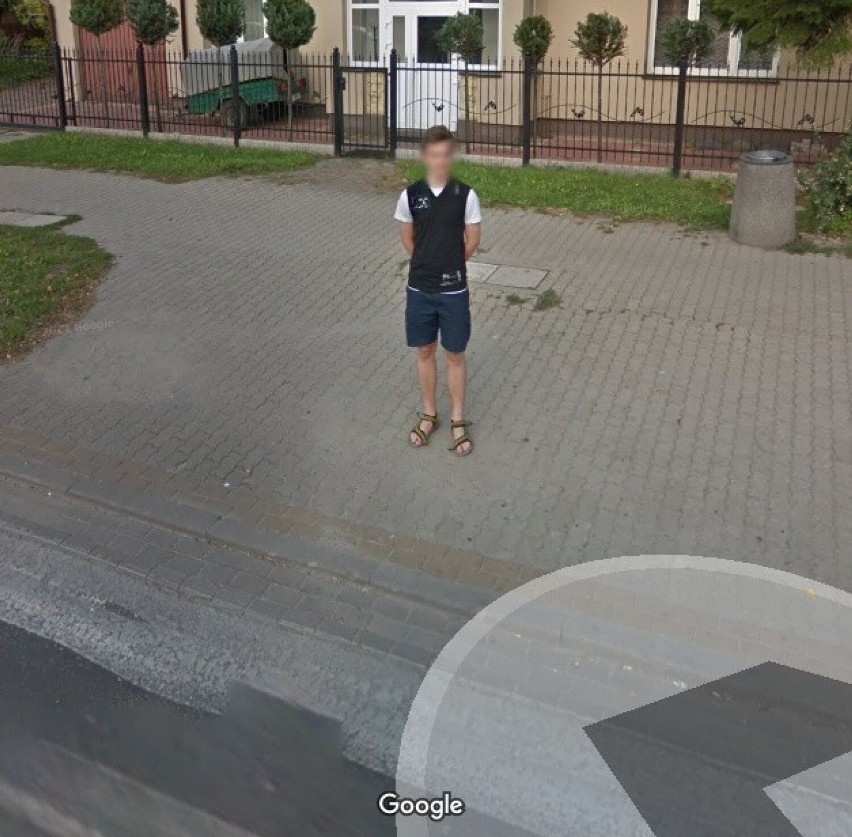 Moda na Dziesiątej. Codzienne stylizacje mieszkańców tej dzielnicy Lublina uchwycone na Google Street View